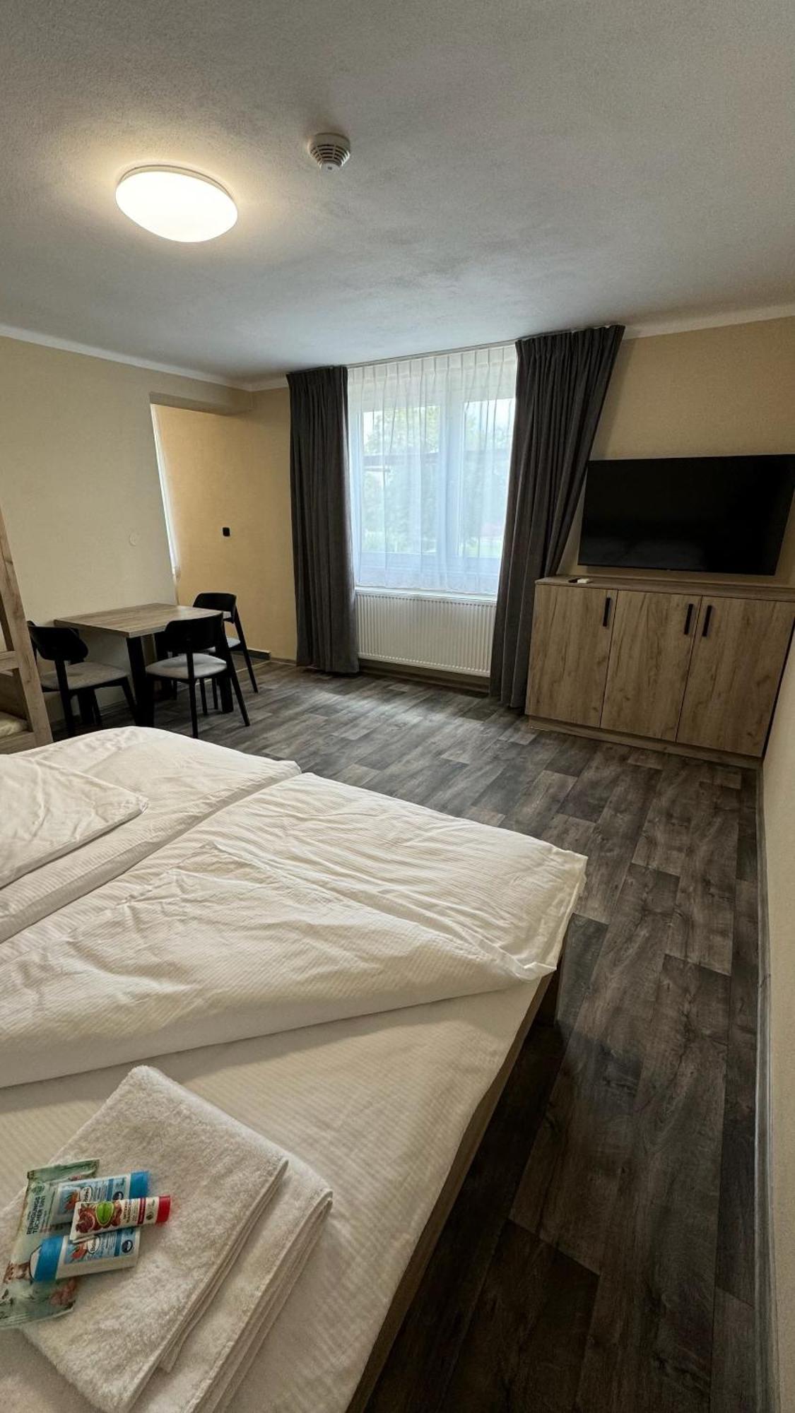 Ubytovani U Pupka Vrbovec Luaran gambar